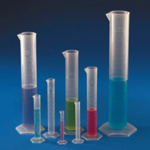 Cylinders, Plastic, with Hexagonal base and spout, Class B