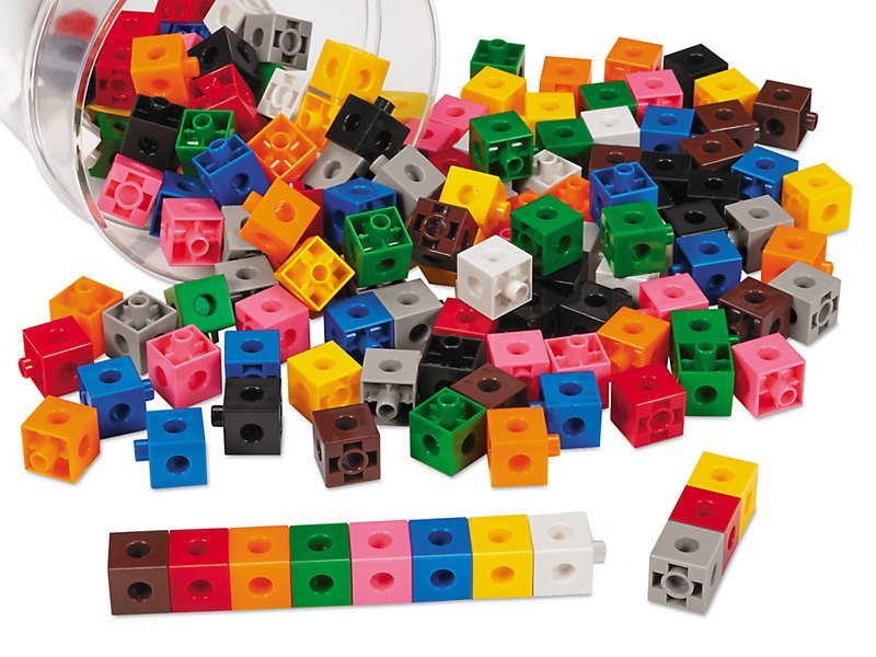Linking Cubes 1.5 cm interlinking cubes set of 100 pcs. in two colours.