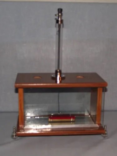 Vibration Magnetometer